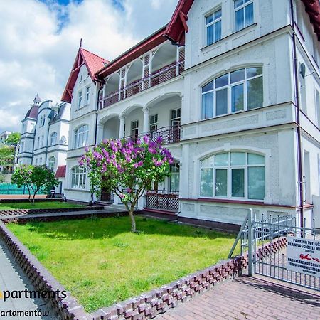Baltic Apartments - Apartament Matejki 18 Свиноуйсьце Экстерьер фото